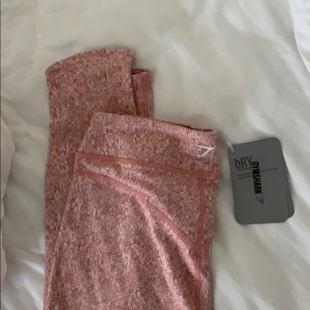 new light pink gym shark leggings!